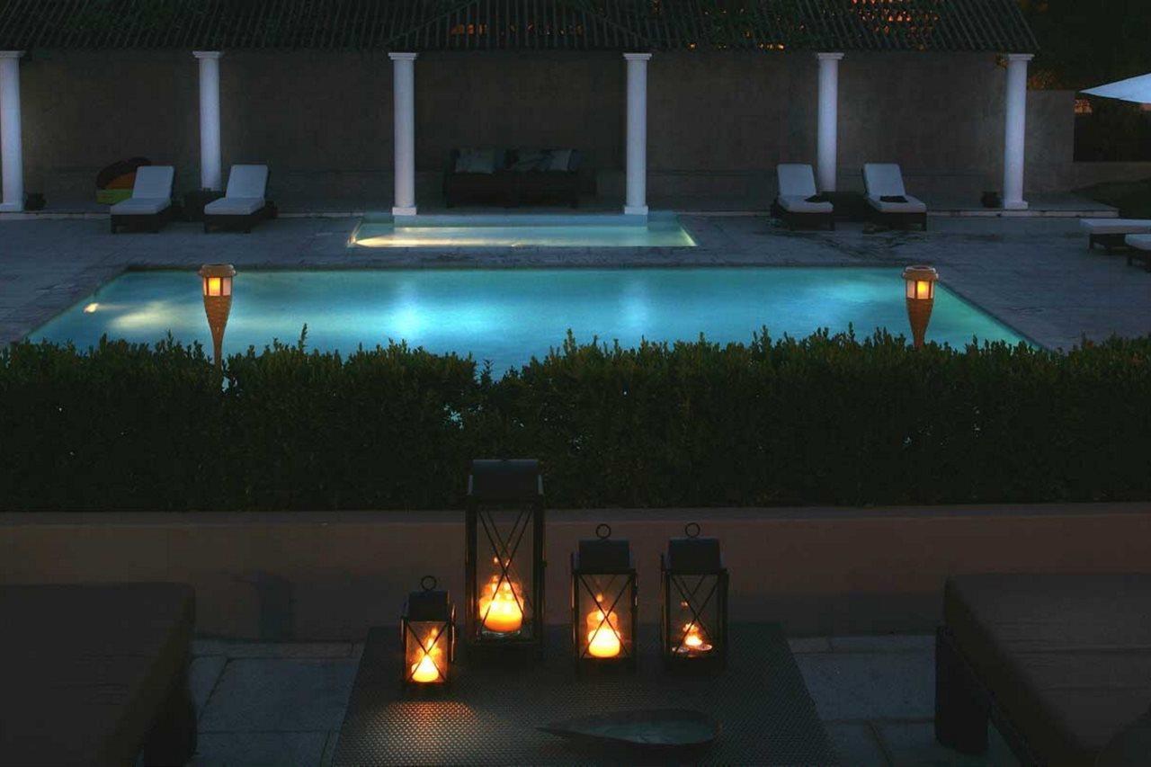 M'Ar De Ar Aqueduto Hotel Evora Ngoại thất bức ảnh The pool at the Four Seasons Hotel, Cairo at Atrium